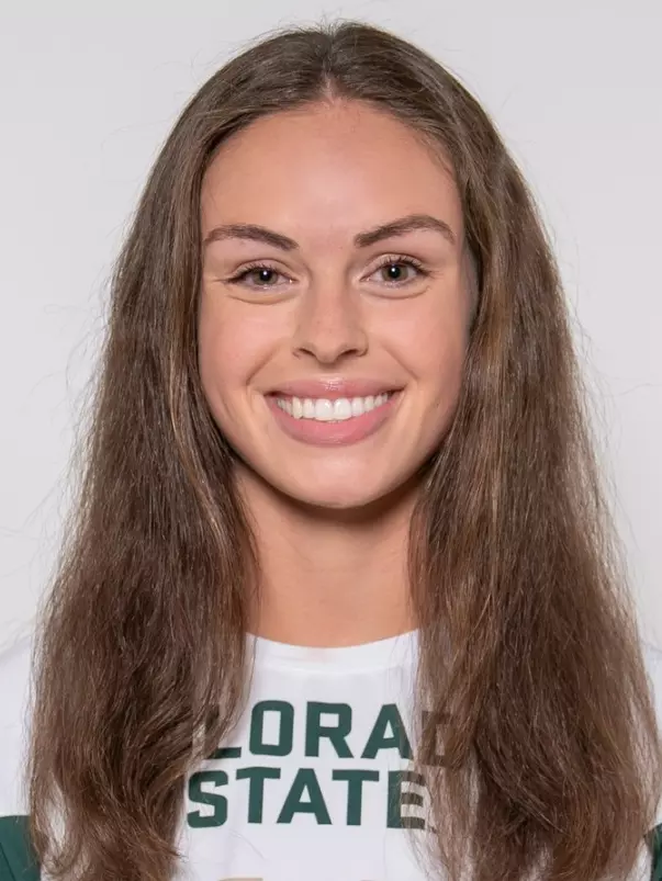 Alyssa Groves Headshot