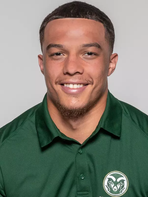 Avery Morrow Headshot 2023