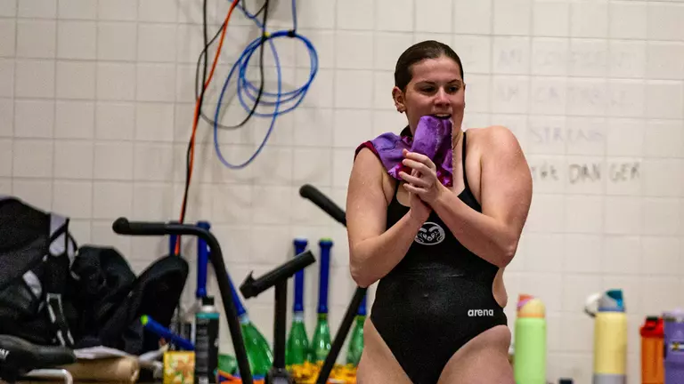 Divers Take Center Stage at Air Force