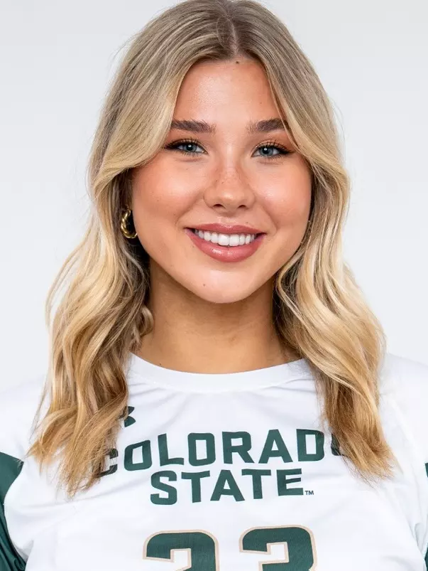 Brenna Rowland Headshot