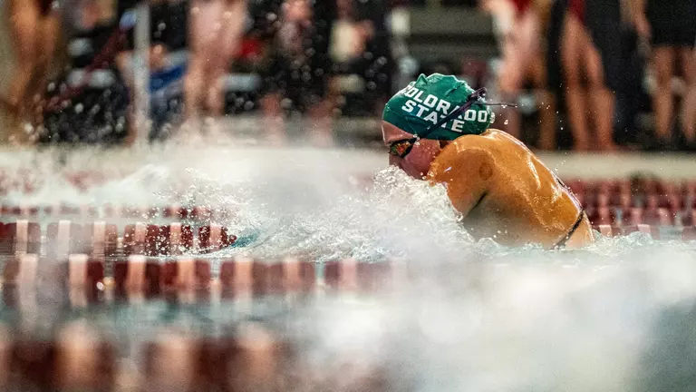 Rams Make Waves on Day One