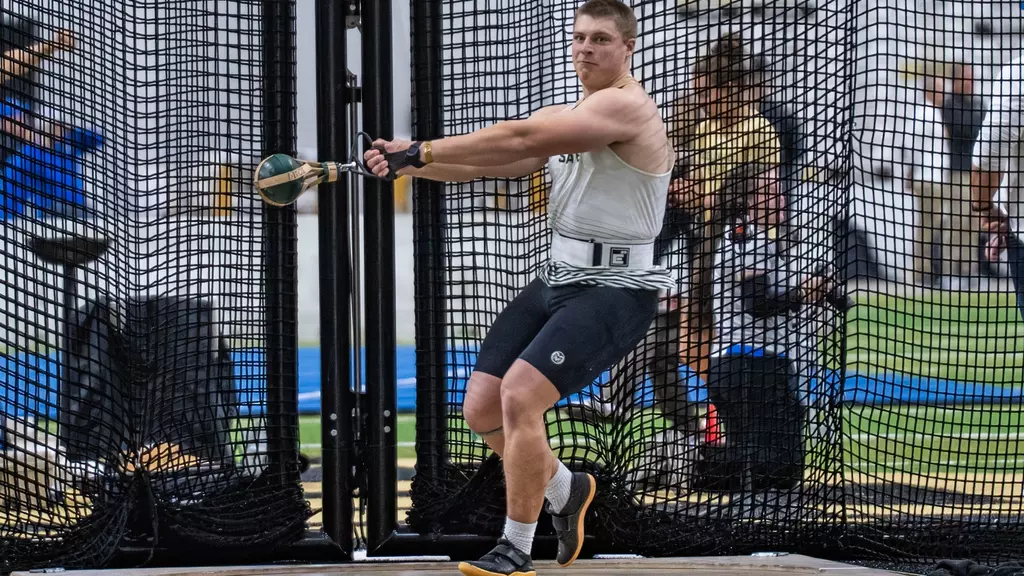 Image related to Bigley Sets Facility Record in Dominant Display