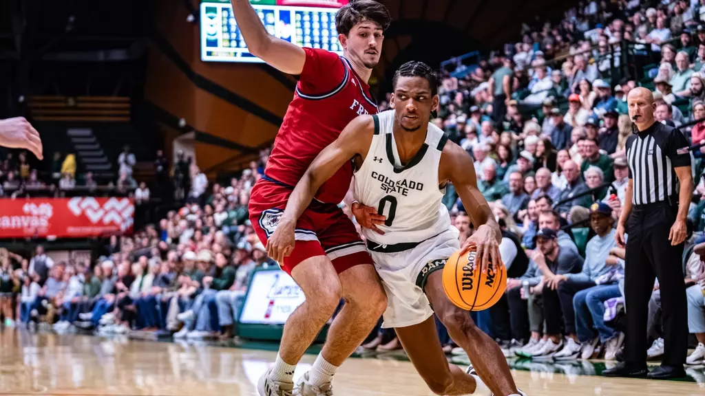 Image related to Men’s Hoops Takes Win Streak on the Road