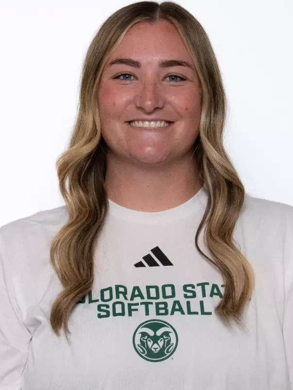Taylor Gilmore Headshot