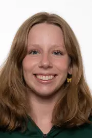Lindsey Blake 2627 Headshot.jpg