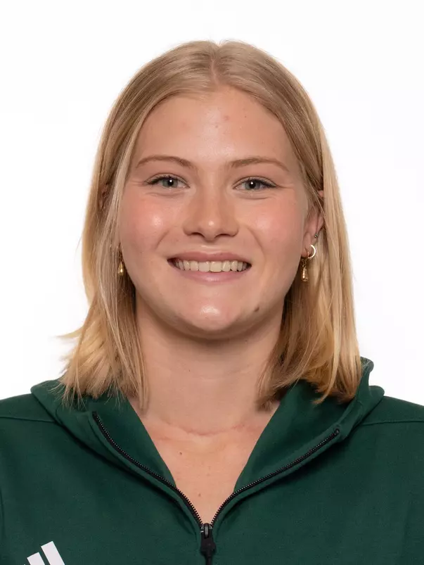 Tess Whineray 2627 Headshot.jpg