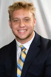 Till Garvin 2022 headshot