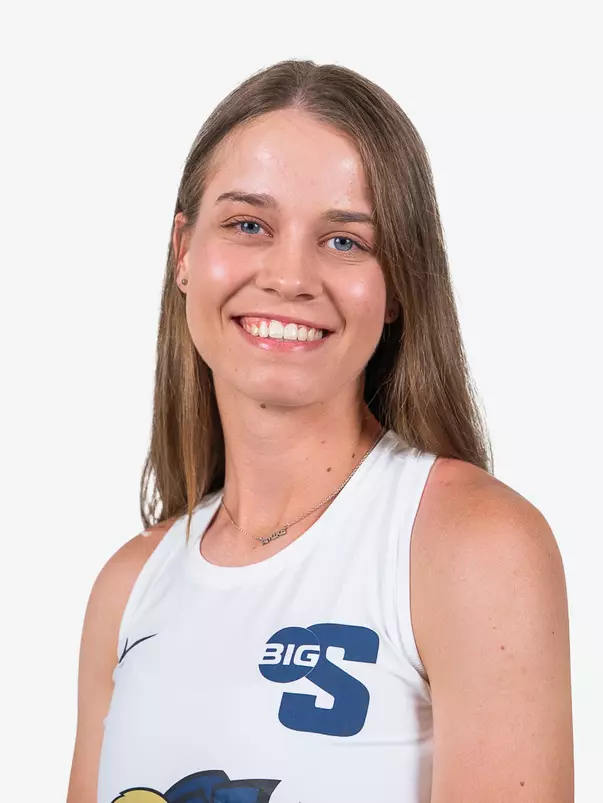 Amike Botha Headshot Fall 2025