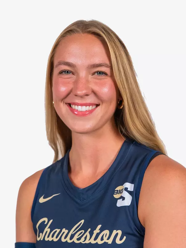 ROBERTS, Kylee 2026 Headshot