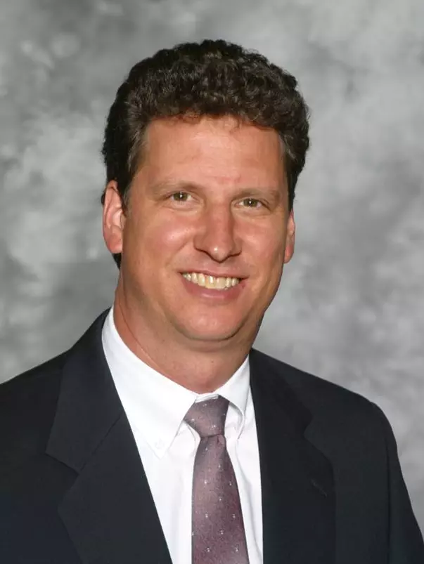 Assistant Coach Ron Burgin