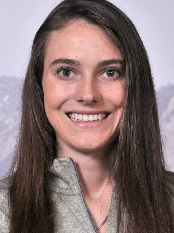 Julia LisellaWeb.jpg