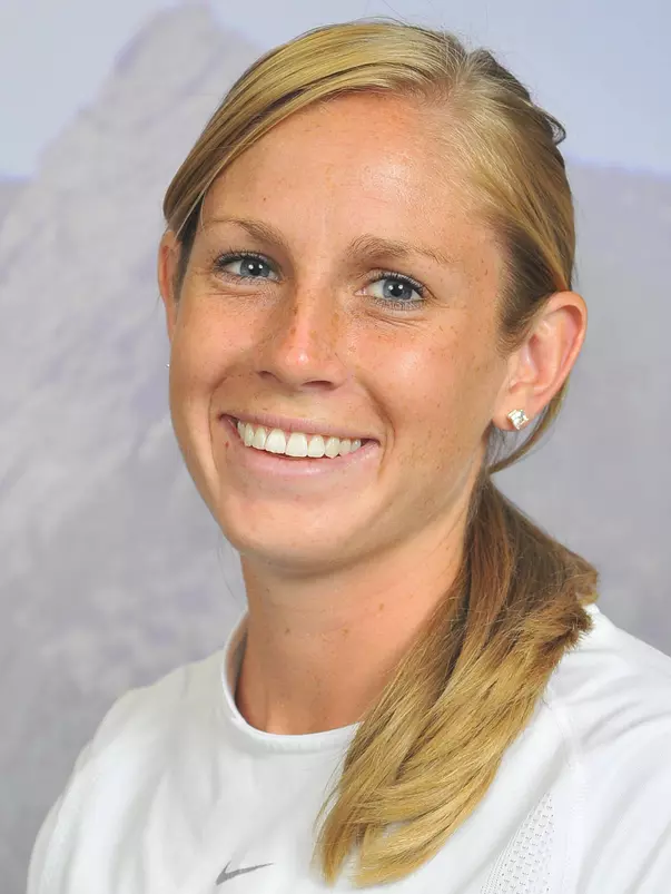 Nikki Marshall Headshot