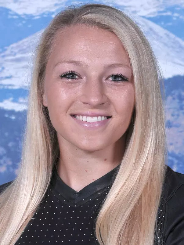 Emily Bruder 2016 Head Shot