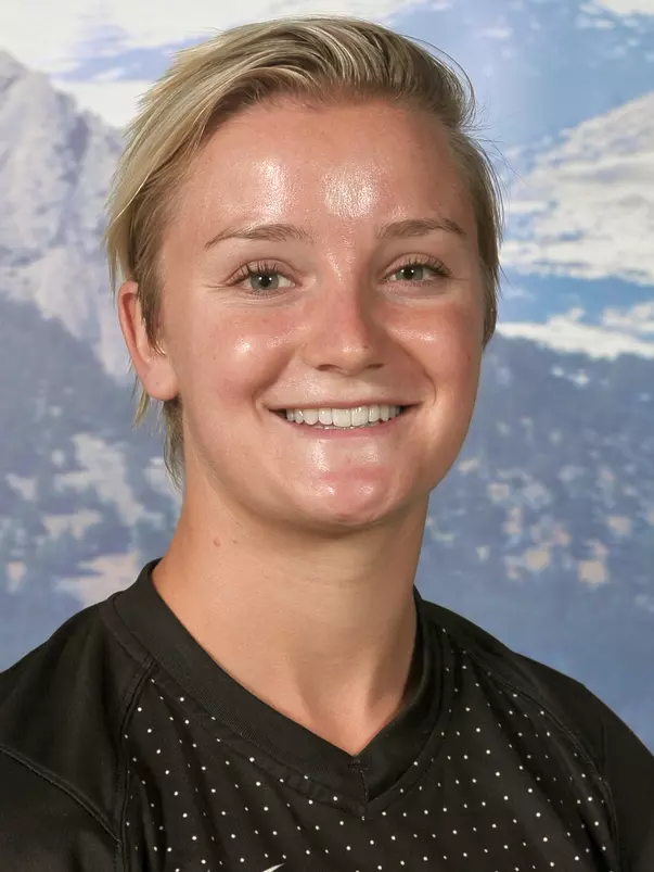 Kenzie Tillitt 2016 Head Shot