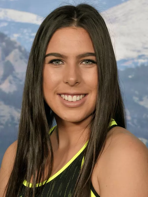 Annabelle Andrinopoulos 2016-17 Headshot