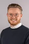 Blake Barnes Headshot