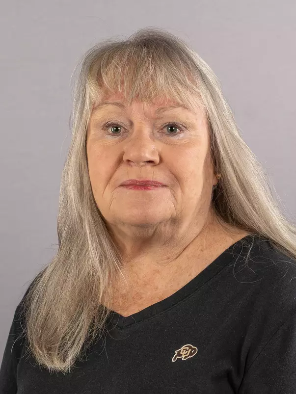 Robin Maras Headshot