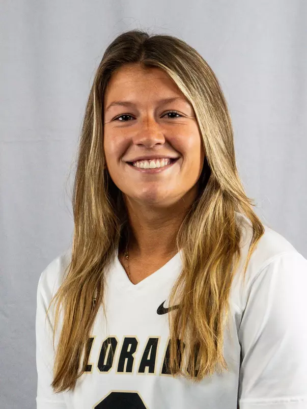 Maddie Shoup Headshot