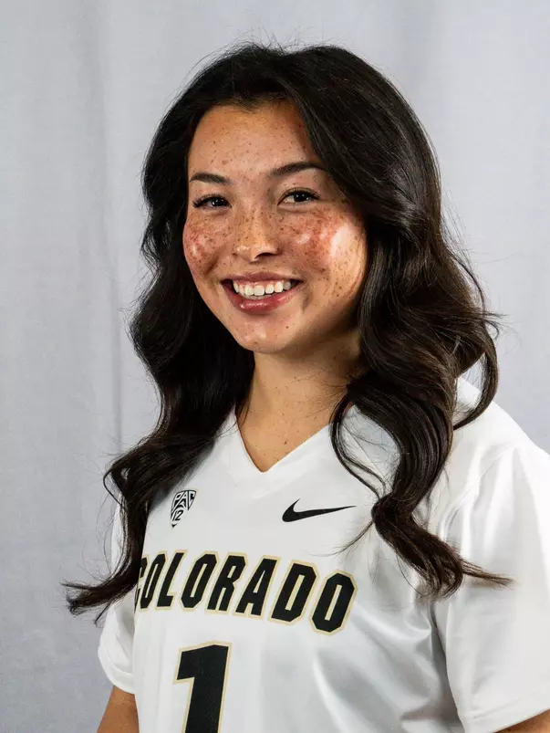 Emily Dodd Headshot 1