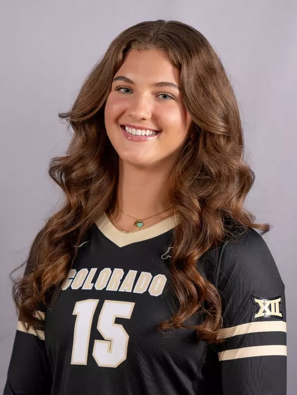 2024 Gwen Schiff Headshot