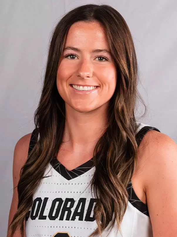 Kennedy Sanders Headshot
