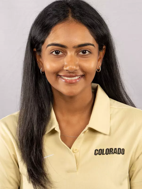 Ananthi Vivek