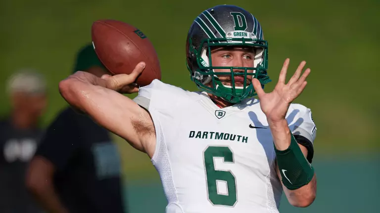 Jayvees Romp in 36-8 Win Over Norwich