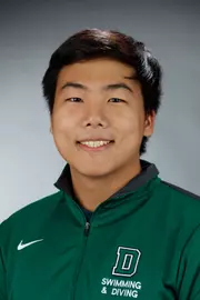 Ethan Moon men's swimming headshot 2019