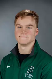 Noah Hensley men's swimming headshot 2019