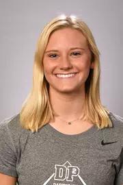 Willa Shannon 24 headshot