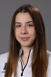Celine Pietraszek 2022 headshot