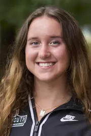 Julia Robitaille 2022 headshot