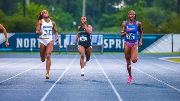 Jada Jones at the NCAA First Round
