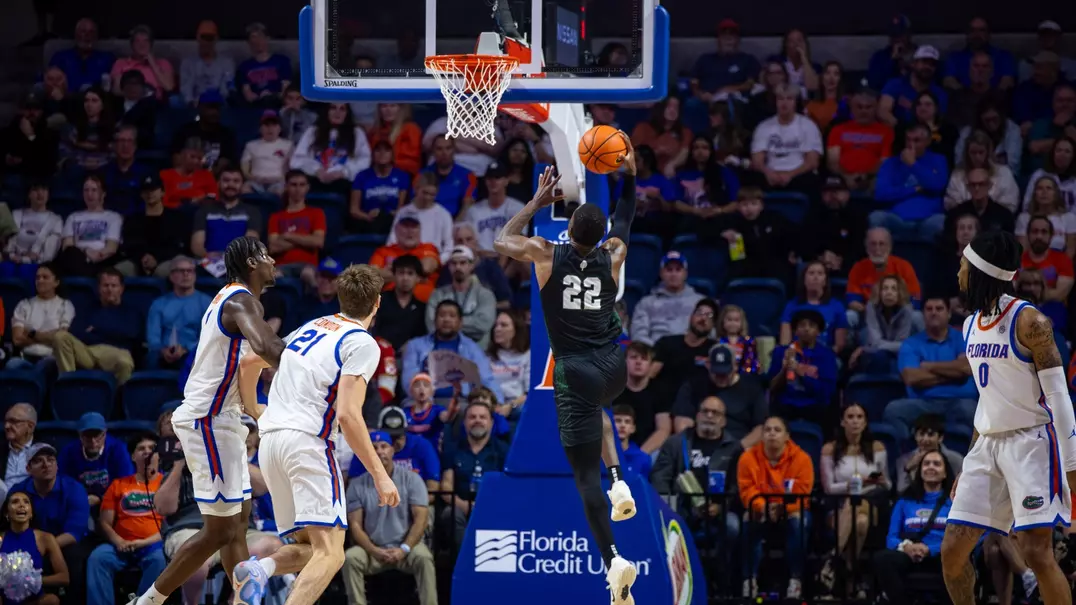 Jayden Williams goes for a layup against Florida