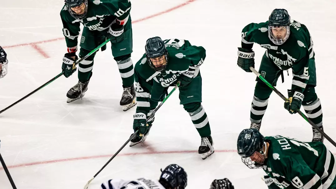 DMIH gets ready for a faceoff vs UNH
