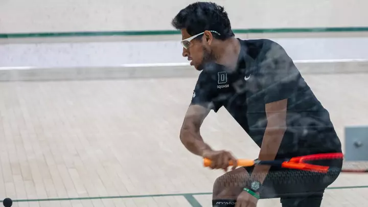 Arihart KS Plays squash at home
