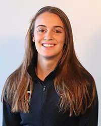 Head shot of Hannah Rieden