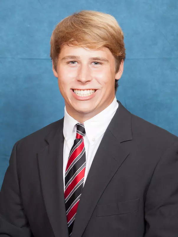 Head shot of Callen Davidson