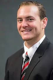 Head shot of Aaron Braswell