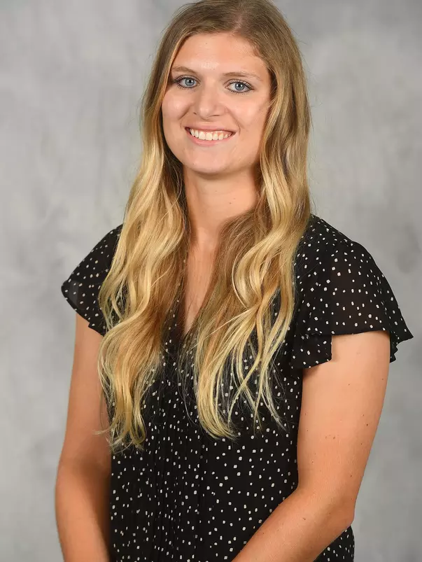 athletic trainer head shot