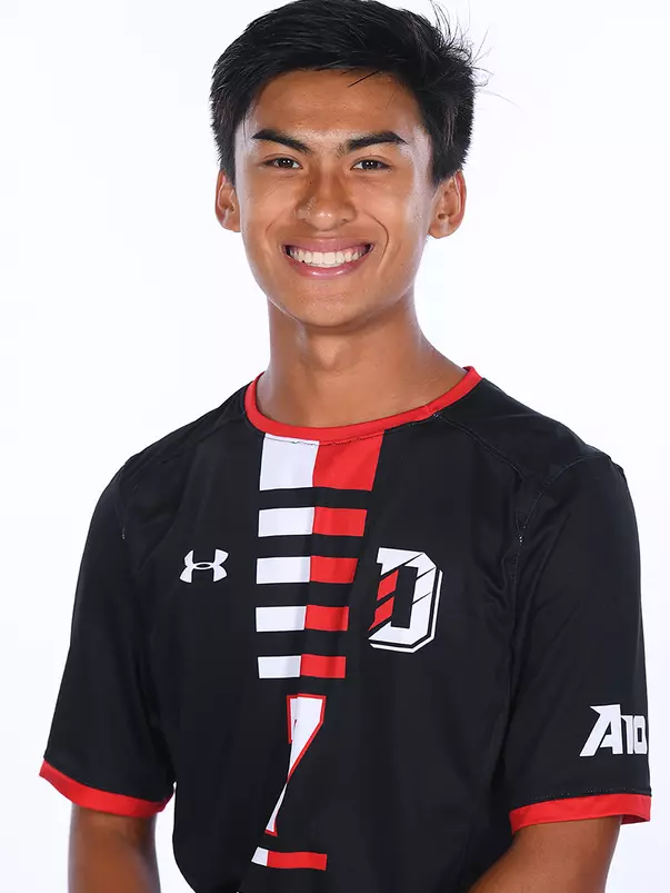 Thomas Vincent Headshot