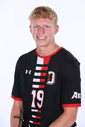 Luke Bryant Headshot