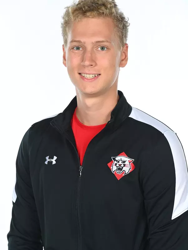 Teams pose for team media photos at Belk Arena on Wednesday, September 15, 2021 in Davidson, North Carolina.