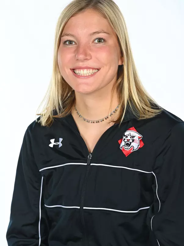 Teams pose for team media photos at Belk Arena on Wednesday, September 15, 2021 in Davidson, North Carolina.