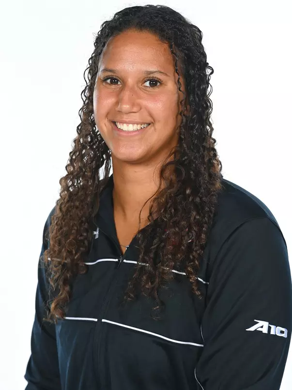 Teams pose for team media photos at Belk Arena on Wednesday, September 15, 2021 in Davidson, North Carolina.