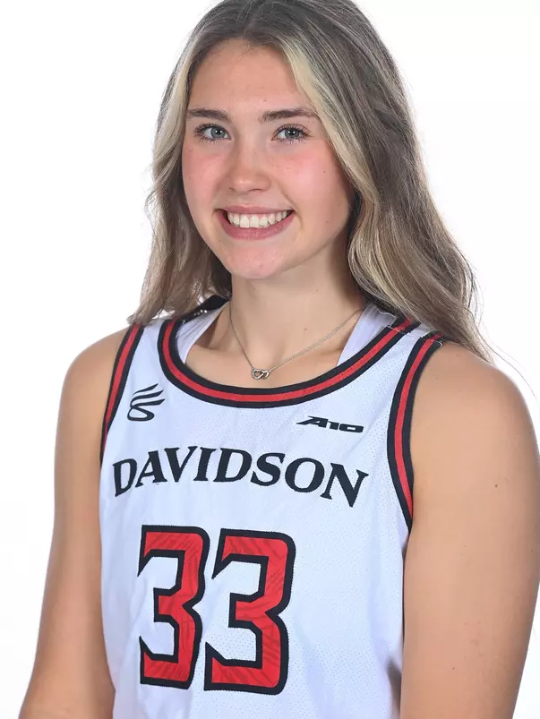 Teams pose for media day photos at Belk Arena on Friday, October 13, 2023 in Davidson, North Carolina. Tim Cowie/DavidsonPhotos.com