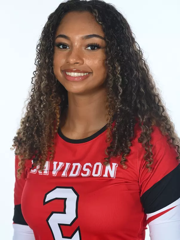 Davidson women’s volleyball pose for photos on media day at the Baker Sports Complex on Monday, August 14, 2023 in Davidson, North Carolina. Tim Cowie/DavidsonPhotos.com