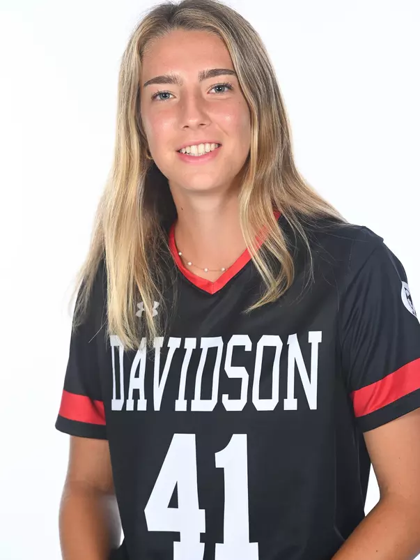 Davidson women’s soccer pose for photos on media day at the Baker Sports Complex on Monday, August 14, 2023 in Davidson, North Carolina. Tim Cowie/DavidsonPhotos.com