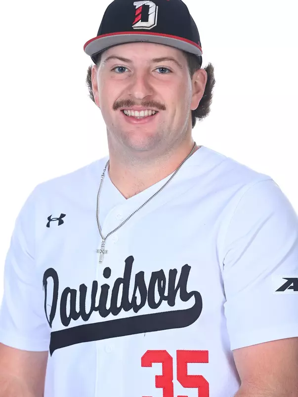 Davidson teams pose for team media day photos at Belk Arena on Thursday, November 16, 2023 in Davidson, North Carolina. Tim Cowie/DavidsonPhotos.com