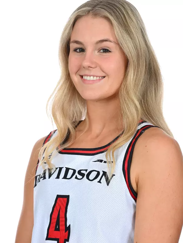 Teams pose for media day at the Davidson College Stadium on Wednesday, October 02, 2024 in Davidson, North Carolina. Credit - Tim Cowie/DavidsonPhotos.com